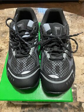 Bottega Veneta Black and Gray Men's Athletic Sneakers